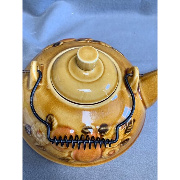 Vintage Japanese 70s Three-Toed Teapot With Fruit & Flower Design - Picture 12 of 15